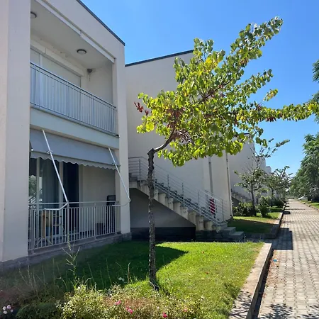 Klea-s Feriehus Lezhë